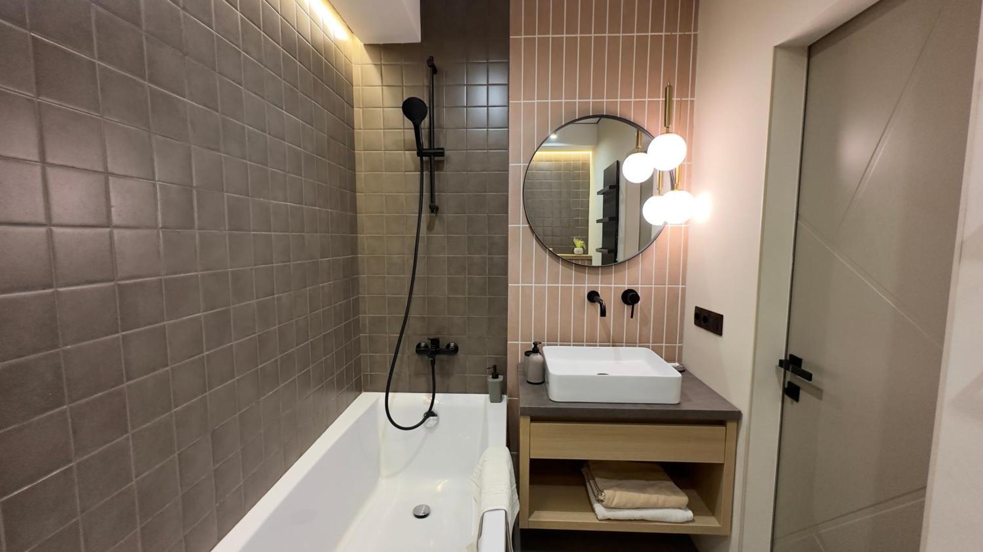 2 Room Modern Apartment View Dnipro Bagian luar foto
